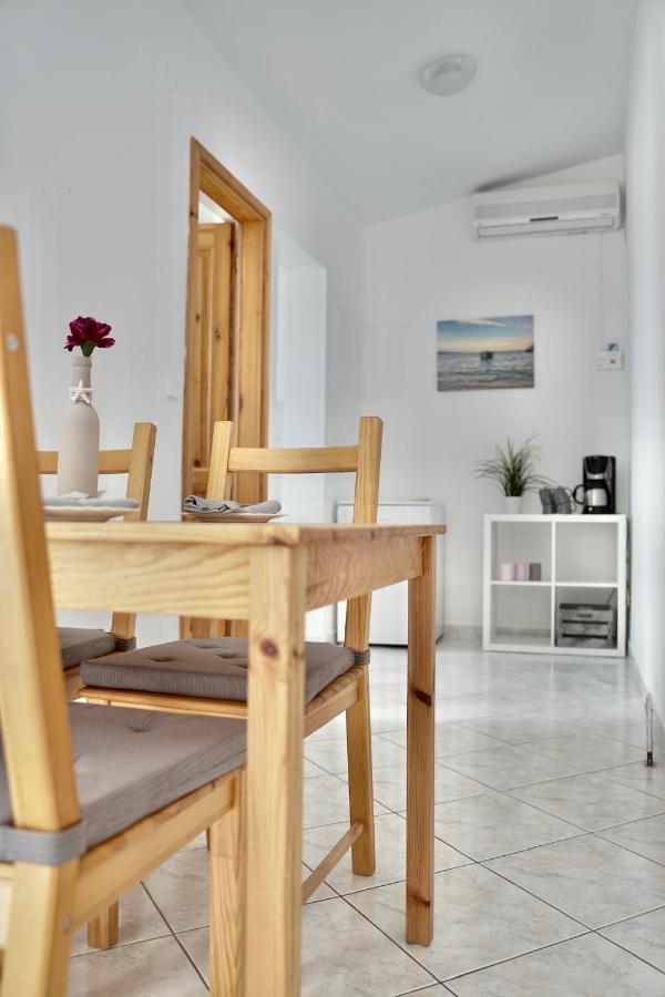 Apartments Bacak Stanici المظهر الخارجي الصورة